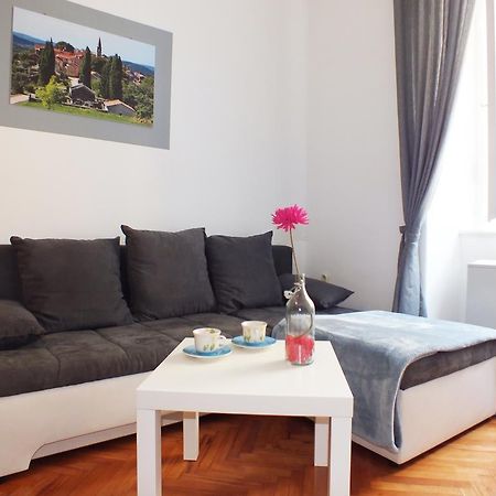 Apartman Draguc Pula Buitenkant foto
